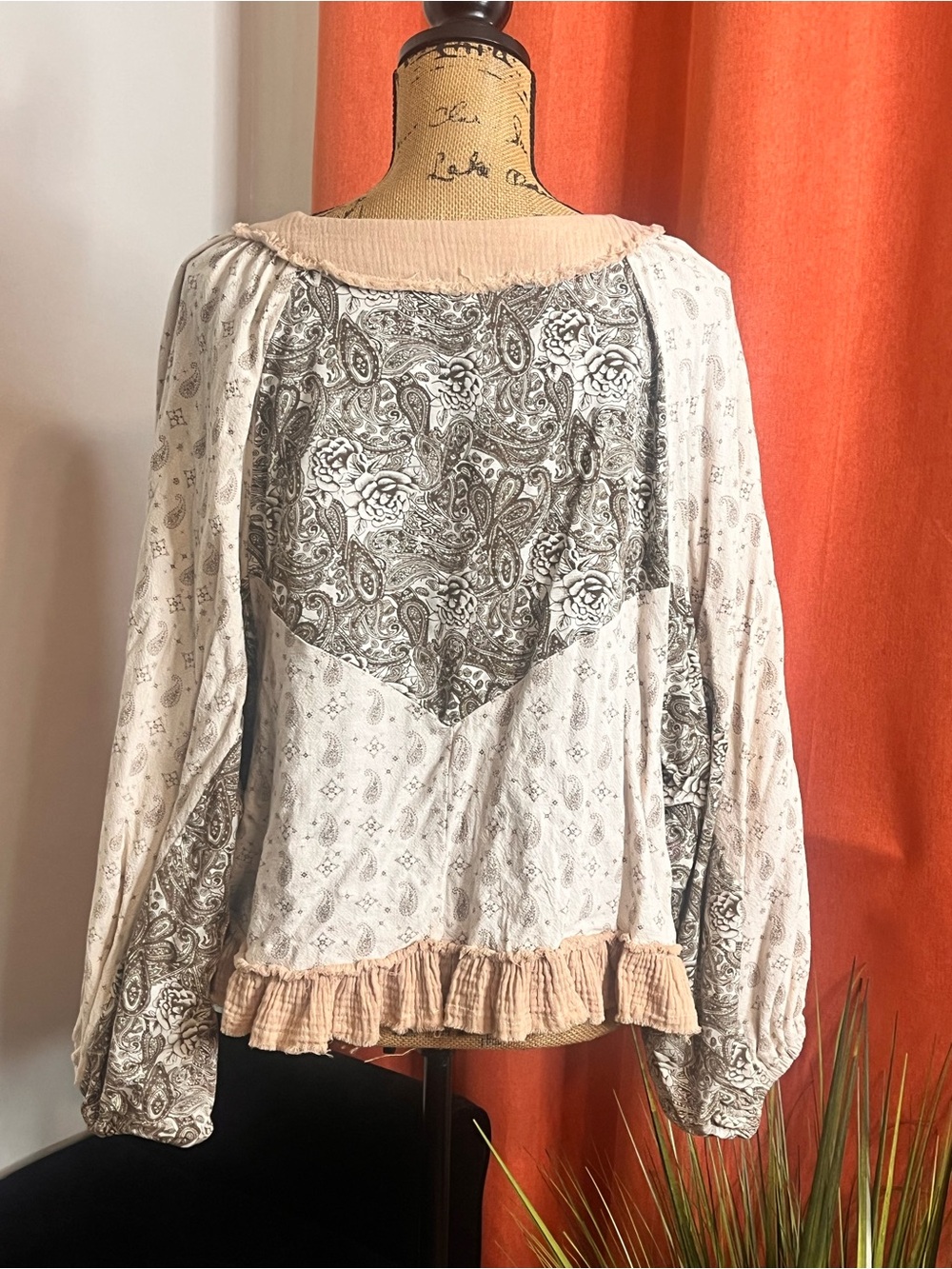 POL Bohemian Lace-Up Peasant Top - Picture 2 of 6
